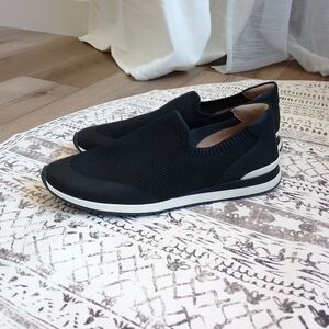 Naturalizer black/white slip ons women's 13 or Men's size 11